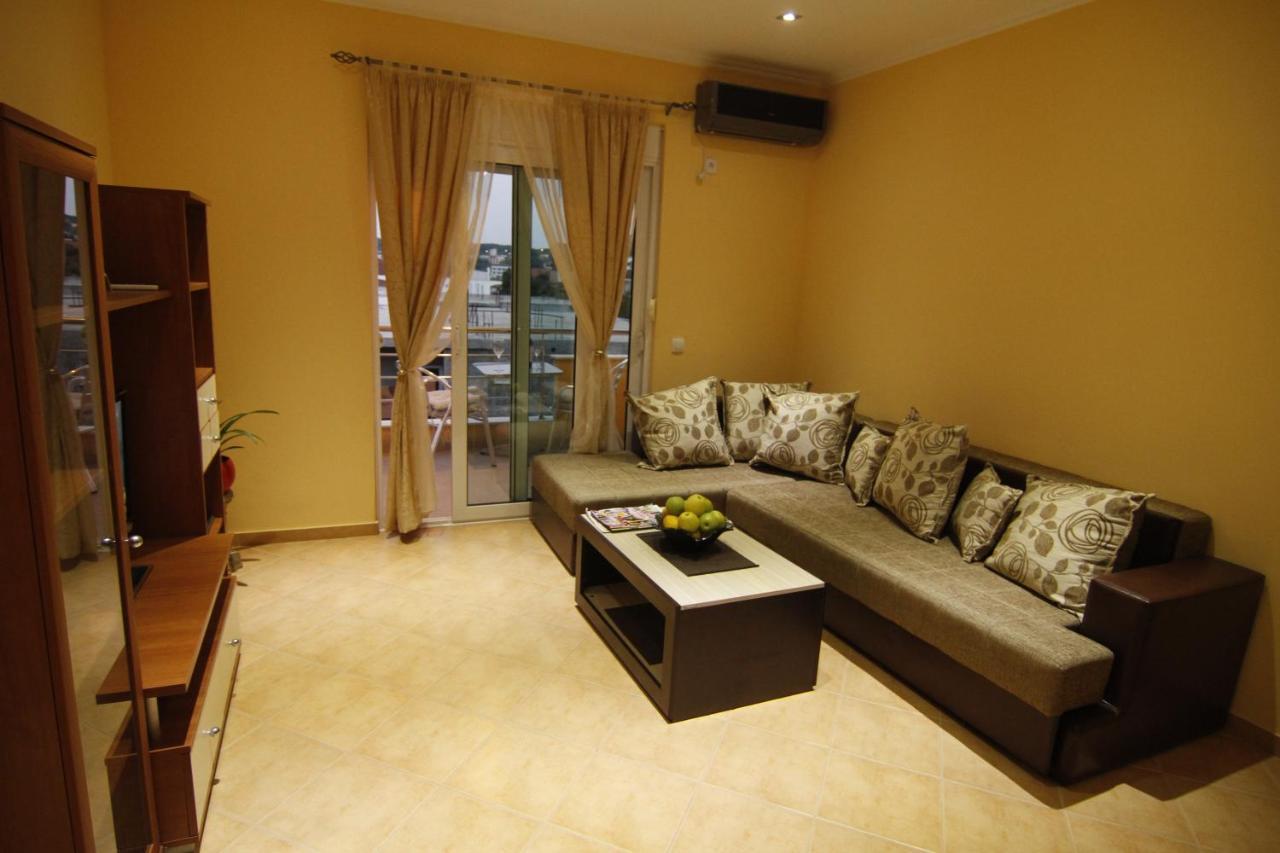 Kopernikus Apartments Улцин Стая снимка