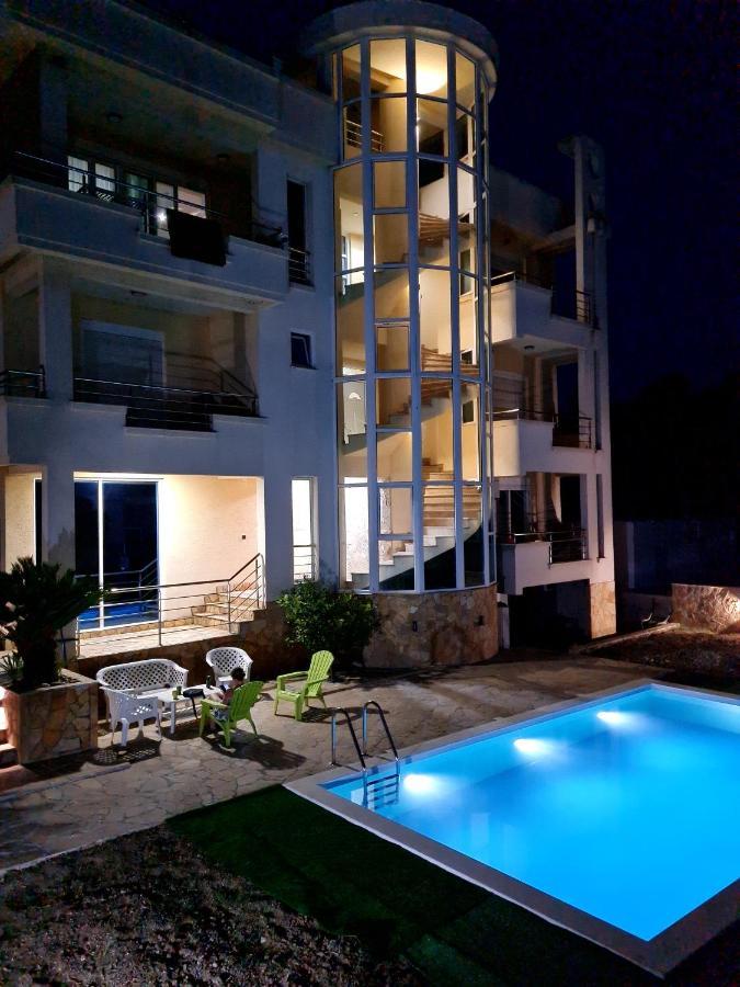 Kopernikus Apartments Улцин Екстериор снимка