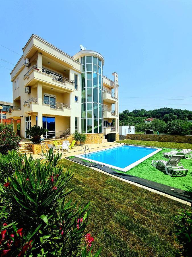 Kopernikus Apartments Улцин Екстериор снимка